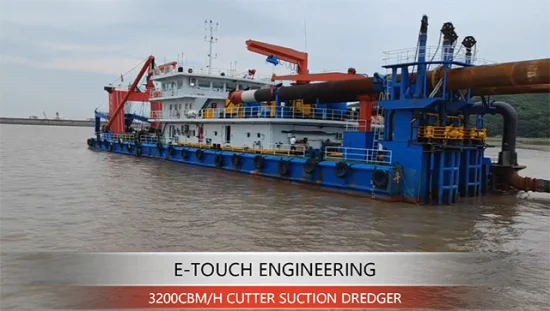 26 インチの高性能 6000m3/H CSD650 ディーゼル エンジンの吸引浚渫船運河港浚渫船